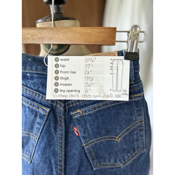 Levi's Vintage High Waisted Mom‎ Jeans Dark Wash Denim Classic Style USA Size 3 - Picture 7 of 12